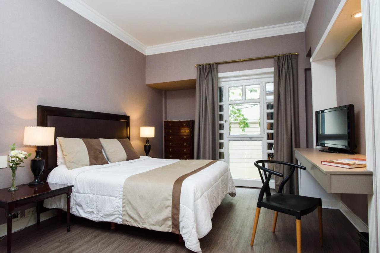 Quarto Deluxe com Cama de Casal ou 2 de Solteiro